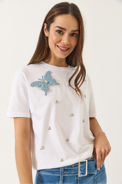 Bianco Lucci Women's Butterfly Accessory Stone Embroidered Short Sleeve T-Shirt 60602036