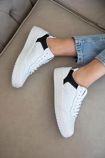 STRASWANS Wantt Women's Leather Sneakers White-black
