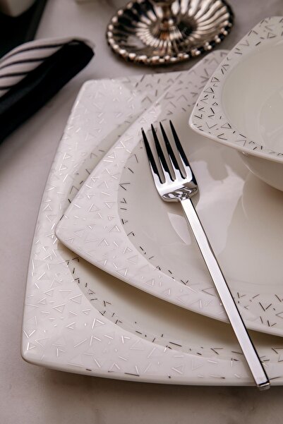 Kütahya Porselen Bone Mare 62 Parça 12 Kışılık Yemek Takımı 12580