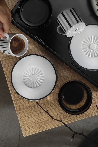 Kütahya Porselen Porcelain 11722 Pilea 4 Piece Coffee Set for 2 People