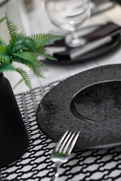 Kütahya Porselen Teos 25 cmSpaghetti Plate Black