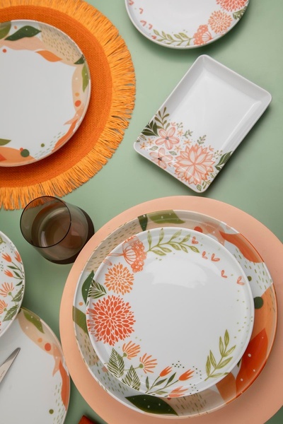 Kütahya Porselen Moderna 18 Parça 6 Kişilik Ikram Seti Spring