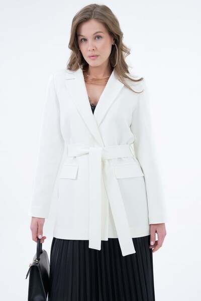 Saade Μπουφάν με λευκή ζώνη