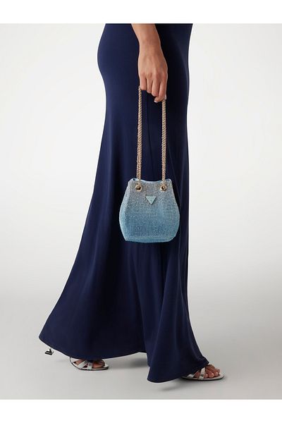 Guess Zalina Pouch (Item Name or Allowed Turkish Counterpart of the Content)