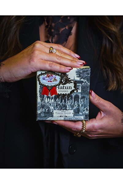 Hatun İstanbul Özel Tasarım Kutuda Duble Antep Fıstıklı Narlı Türk Lokum (Tur...