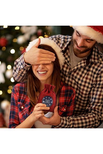 Orlegol Set de 24 saculeti cu cleme si stickere pentru calendarul de advent Orlegol , lemn/textil/hartie