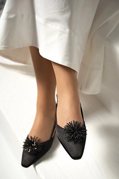 LamintaGlobal Riva Siyah Saten Taşlı Püsküllü Kadın Babet