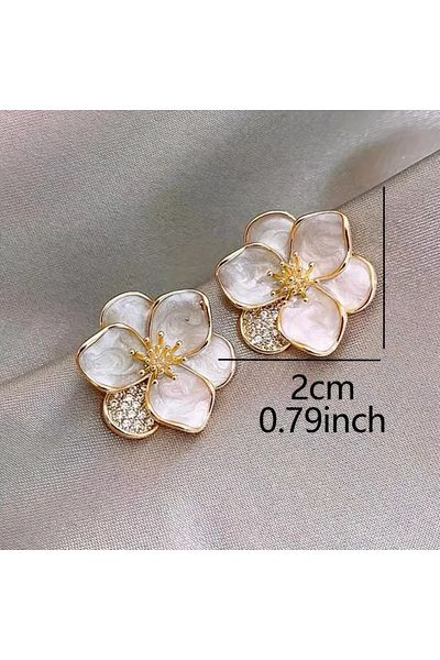 zehracatasariim Flower Design Women's Cream Color Earrings
