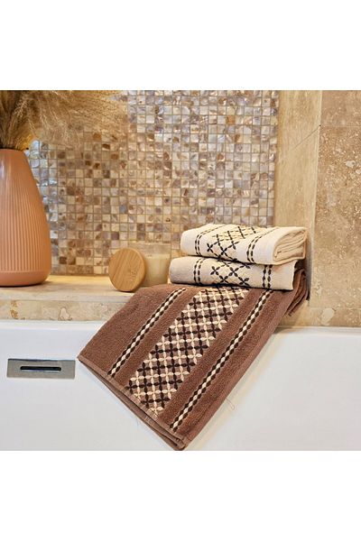 Kotonia Home Set of 3 Towels - Family Carry, 100% Cotton, Size 50x90 Cm, Chocolate
