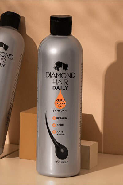 DIAMOND HAIR Kuru Saçlar Için Kepek Ve Saç Dökülmesi Karşıtı Nem Dolduran Şampuan - Yavaş Uzayan Saçlar