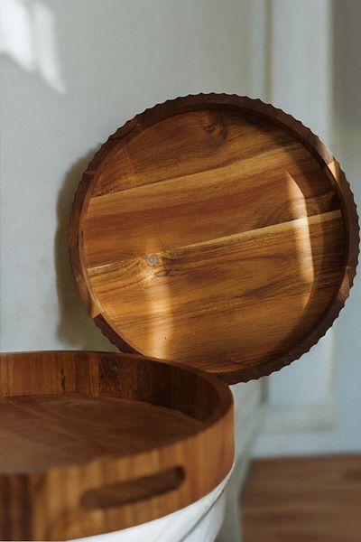 Mirilliahome Set of 2 Natural Acacia Wood Trays – 30 cm & 35 cm Round Presentation Tray