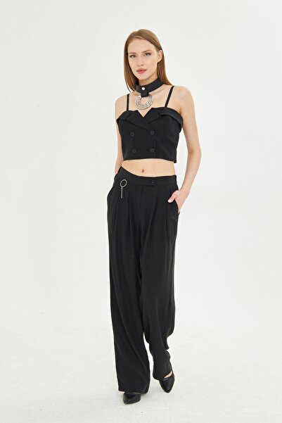 LAMANTE Black Crop with Rope Strap