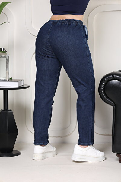 Era Lisa Sötétkék elasztikus derék, kényelmes szabású, nagy méretű női farmernadrág