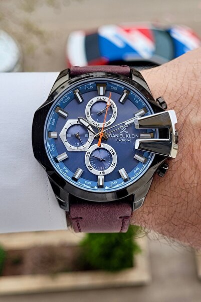 Daniel Klein Kadranı Mavi Kordonu Kahverengi Renk 2 Yıl Garantili Göstergeleri Aktif Erkek Kol Saati