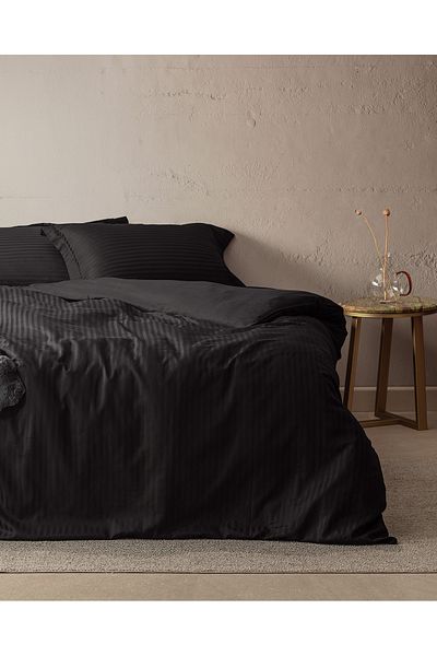 Madame Coco Elicia Doppelt gestreiftes Satin-Bettbezug-Set