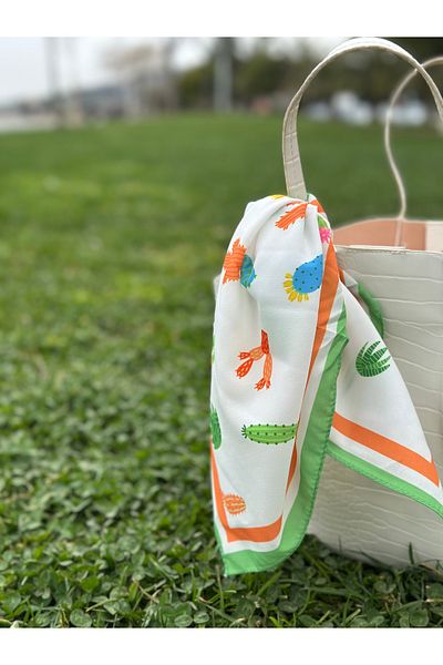Bess Store Patterned Bandana Scarf