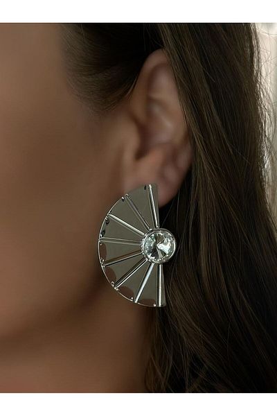 MyladyAccessoriess Silver Fan Earrings - Single Stone Detailed, Brass Plated
