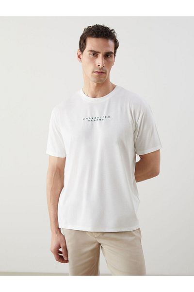 LC Waikiki New Season Crew Neck Κοντό μανίκι εμπριμέ χτενισμένο βαμβακερό ανδρικό Tisort - S5KV48Z8