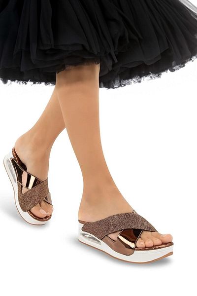 Muya A 2394025   Papuci de zi cu zi bronz pentru femei