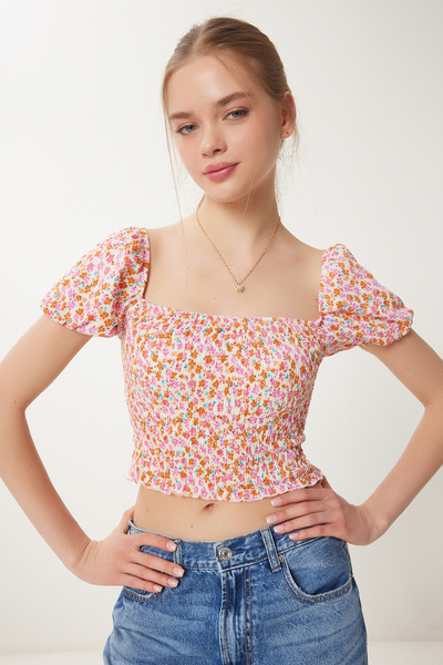 Happiness İstanbul Γυναικεία ροζ κρέμα με λουλουδάτο μάζεμα Carmen Crop Knitted UB00081