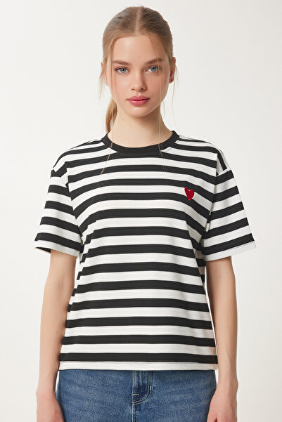 Happiness İstanbul Γυναικείο Μαύρο Λευκό Καρδιά Κεντημένο Ριγέ Πλεκτό T-Shirt AN00228
