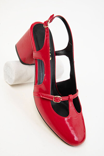 SOHO Piros lakkbőr női klasszikus sarkú cipő 20467