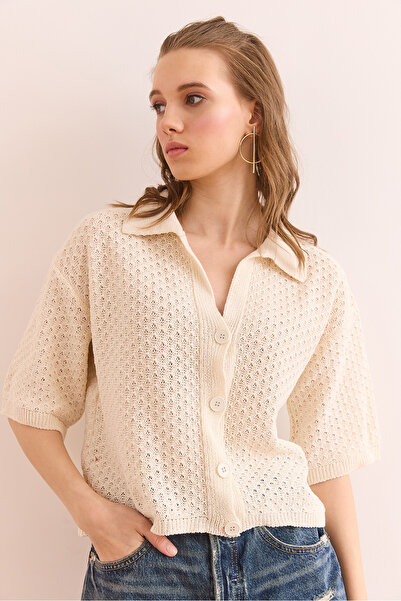 Olalook Γυναικεία βαμβακερή μπλούζα με κουμπιά εκρού BLZ- 19002900