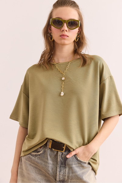 Olalook Kadın Haki Bisiklet Yaka Oversize Yumuşak Dokulu Tişört TSH-19000865