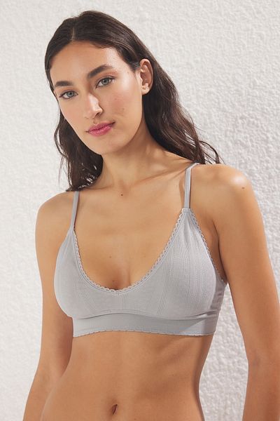 Trendyol Collection Grauer, nahtloser, selbstgemusterter, dreieckiger Strick-BH ohne Bügel