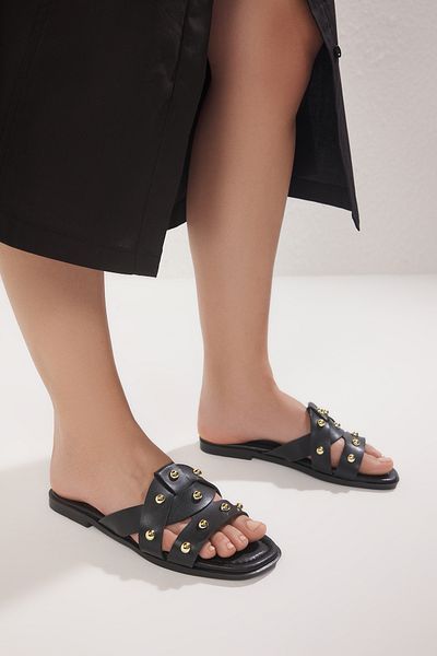 TRENDYOL SHOES Black Gold Trok Stone Women Stylish Slippers Takss25Te00032