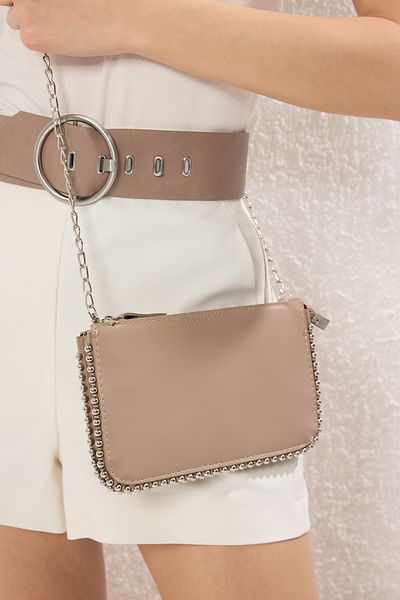 TRENDYOL SHOES Nude szegecses keresztszíjas női pénztárcatáska TWOAW25OC00005