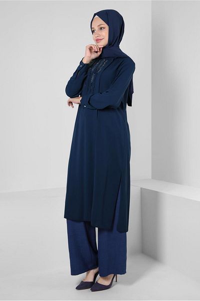 Alvina STONE EMBROIDERED LONG TUNIC WITH SIDE SLIT 43521