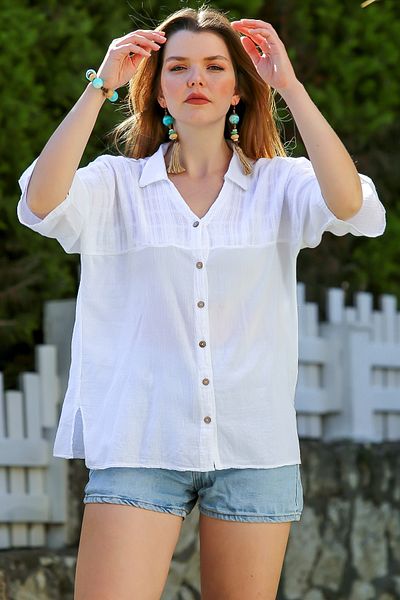 Chiccy Cămașă albă casual cu mânecă scurtă cu nasturi și spălat cu fante 66-60