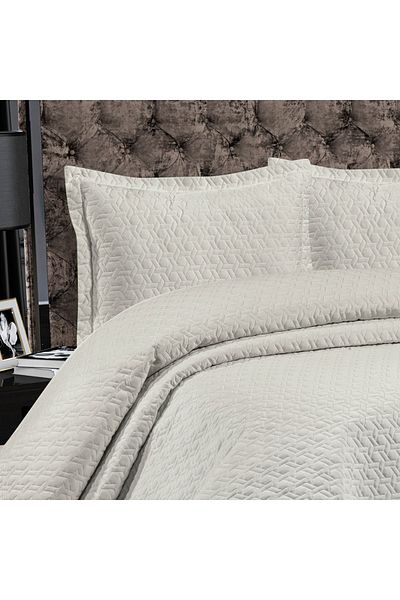 Solinas Collection Laura Cream Double Bedspread - Fiber Filled