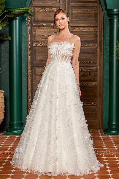 Lenta Moda White Strapless Neckline Three-Dimensional and Pearl Detailed Wedding Dress