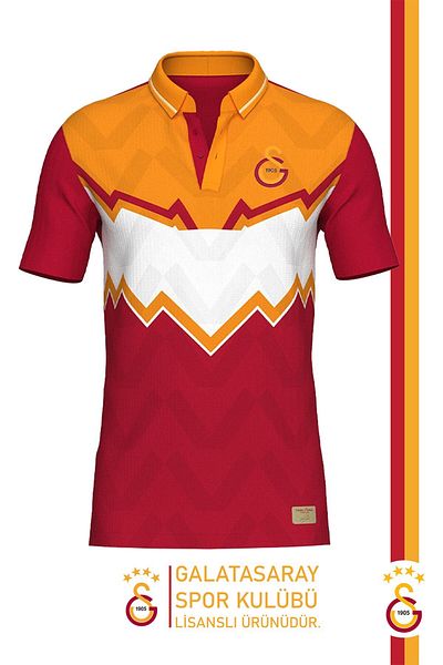 Galatasaray Γνήσιο μπλουζάκι με γιακά πόλο με άδεια χρήσης + βραχιόλι + σετ μαντήλι με ξύλινο κουτί
