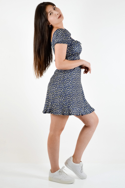 BUSEM Коротка сукня з еластичним рукавом з візерунком