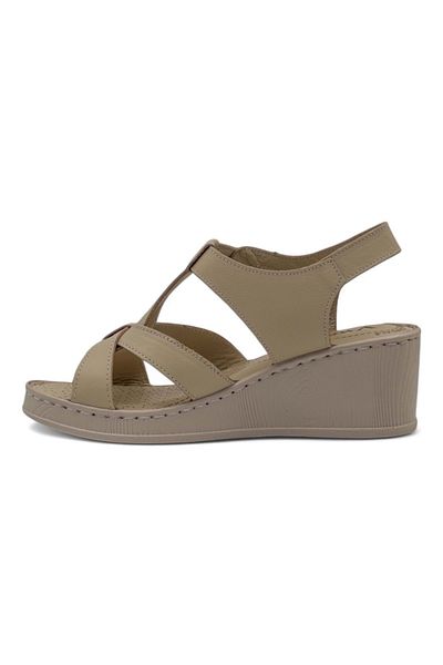Voyager 9200 Genuine Leather Women's Cross Sandals Beige