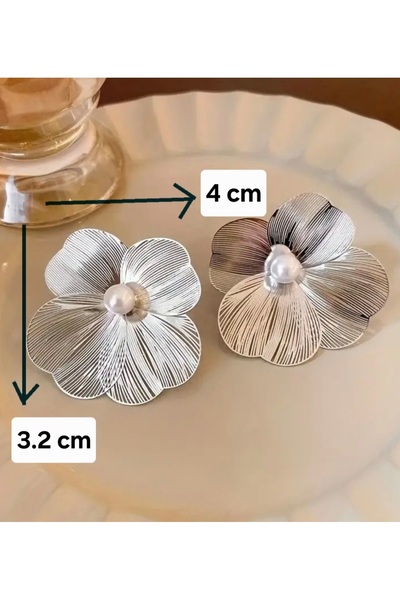 ER TAKI Silver Colored Big Flashy Pearled Flower Stylish Engagement Henna Wedding Wedding Evening Dress Earrings