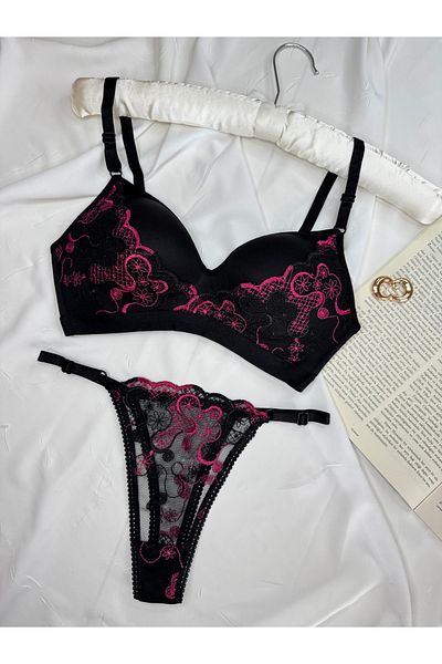 ROZENİN LINGERIE Σετ σουτιέν με λεπτομέρεια από δαντέλα μεγάλου μεγέθους