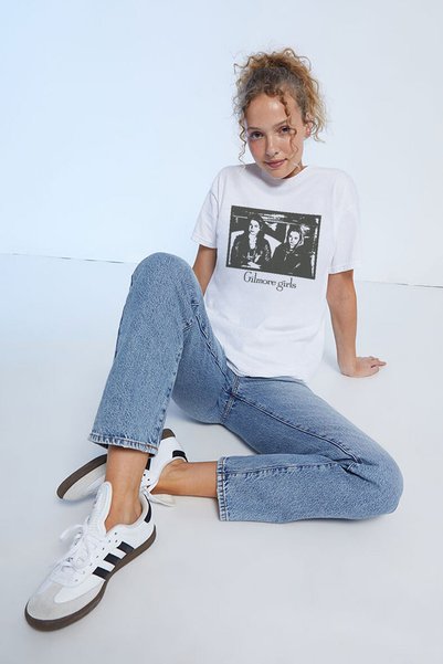Tee&more. Unisex Oversize Y2K Gilmore Girls Printed Premium T-Shirt