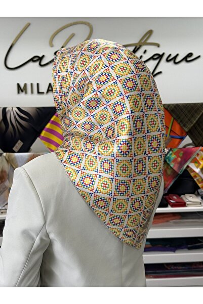 LA BOUTIQUE سورا وشاح حرير نقي 2338 - 08 أبيض بنمط مختلط