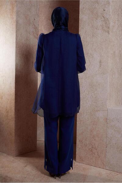 Alvina Tunic 44552 - Accessory Detailed