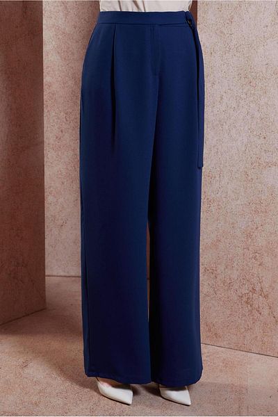 Alvina Crepe Trousers - Wide Leg, Model 70602