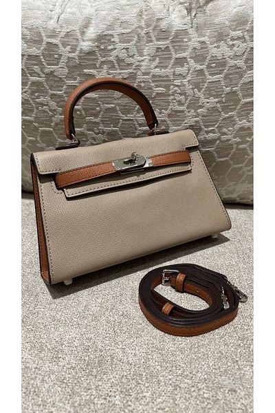 Generic Women's beige and camel handbag and shoulder bag with strap