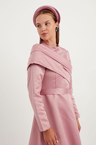 Huuq Design Pile detaylı saten elbise