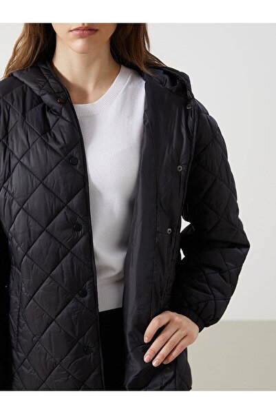 LC Waikiki LCWAIKIKI Classic  Kapüşonlu Kapitone Oversize Kadın Şişme Mont