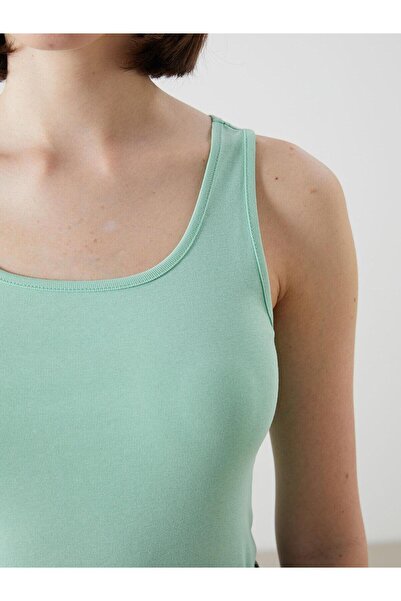 LC Waikiki LCWAIKIKI Classic  U Yaka Kadın Atlet