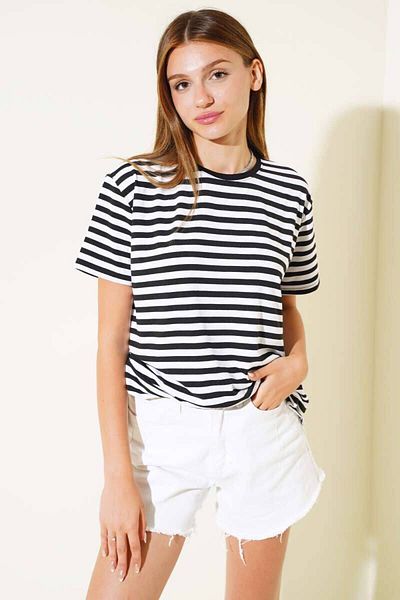 BYKUZEYARAS Striped Viscose T-Shirt - Comfortable and Stylish Casual Oversize T-Shirt