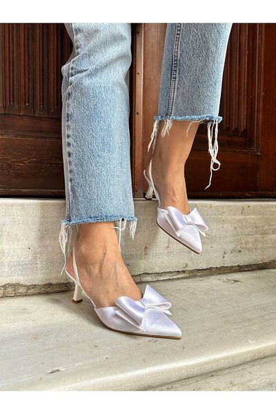 Atelierby DS White Satin Bow Detailed 7 cm Women's Stylish Heeled Shoes